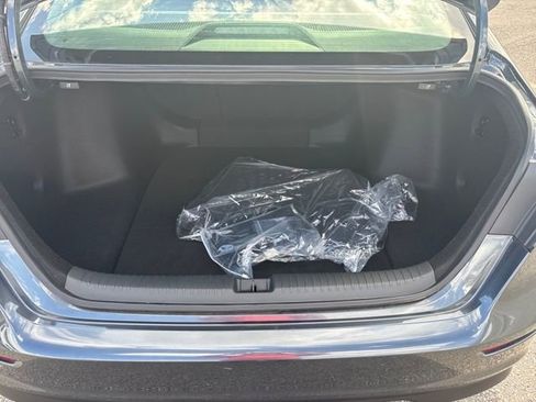 Certified 2024 Honda Accord EX image 12