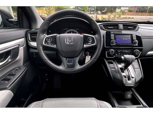 Used 2019 Honda CR-V LX image 5