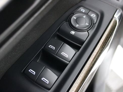 Used 2023 Chevrolet Silverado 2500 LT image 18