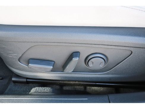 Used 2023 Hyundai Sonata SEL FWD image 29