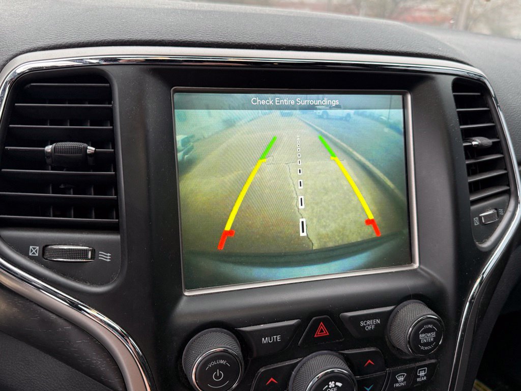 Used 2018 Jeep Grand Cherokee Altitude AWD/4WD image 20