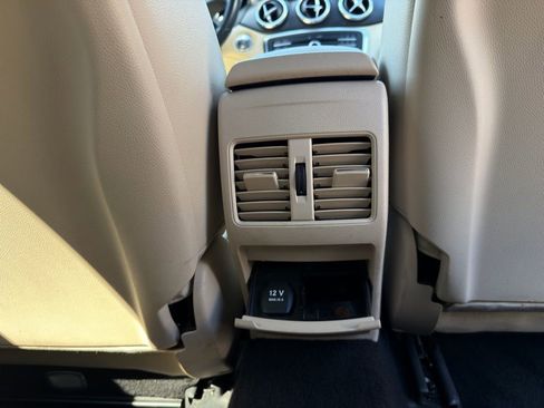 Used 2019 Mercedes-Benz CLA 250 image 40