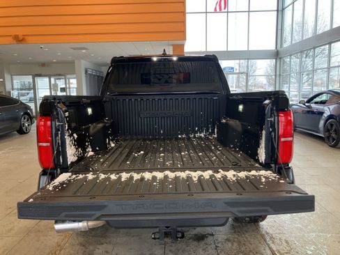 Used 2024 Toyota Tacoma Limited w/ Limited Package (LT) image 32