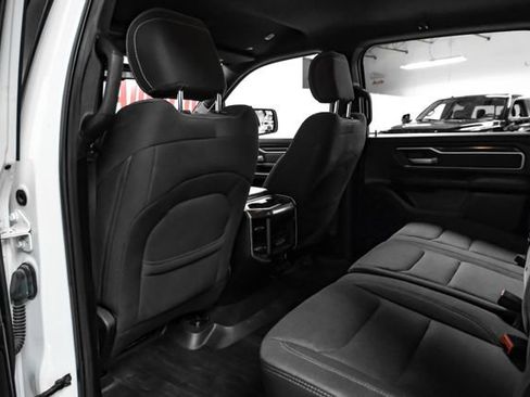 Used 2019 RAM 1500 Big Horn AWD/4WD image 42