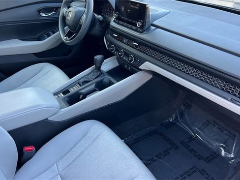 Used 2023 Honda Accord EX image 16