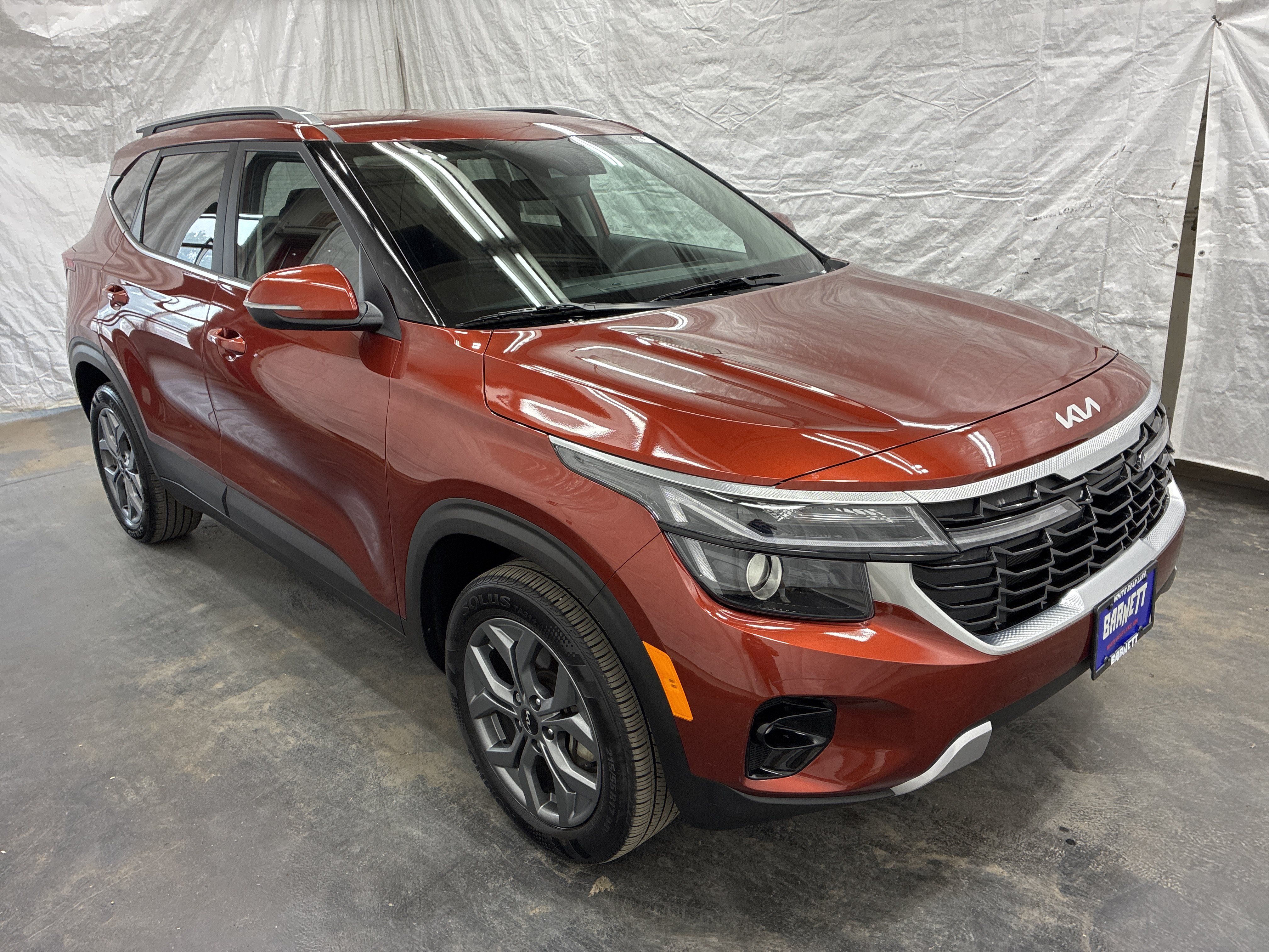 Certified 2024 Kia Seltos S AWD/4WD image 2