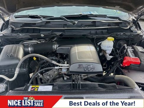 Used 2024 RAM 1500 Classic SLT image 28