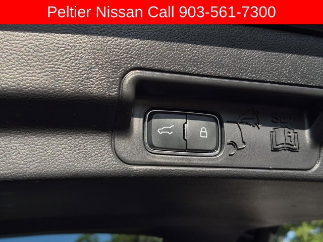 Used 2025 Ford Explorer ST-Line w/ ST-Line Street Pack AWD/4WD image 10