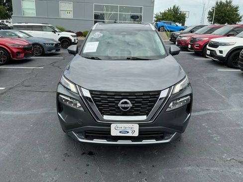 Used 2023 Nissan Rogue SL AWD/4WD image 9