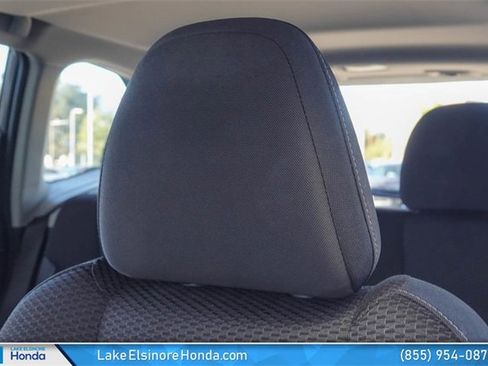 Used 2022 Subaru Forester Premium image 27