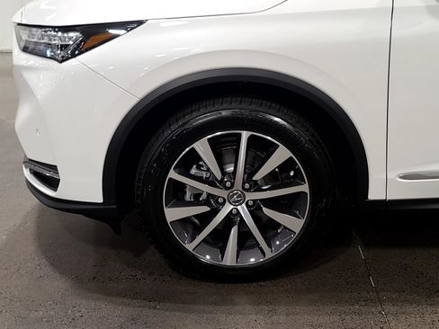 Used 2026 Acura MDX FWD w/ Technology Package image 11