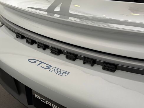Certified 2025 Porsche 911 GT3 RS RWD image 23