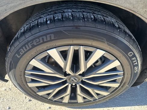 Used 2024 Nissan Altima 2.5 SV image 23