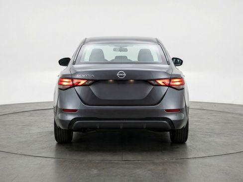 Used 2025 Nissan Sentra S image 7