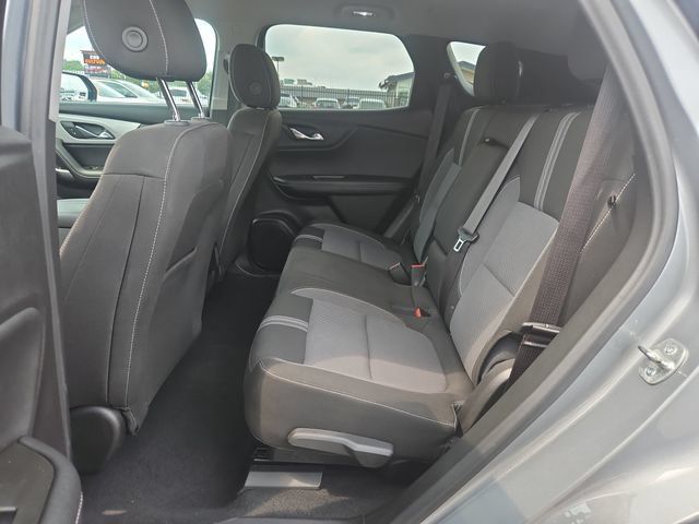 Used 2025 Chevrolet Blazer LT FWD image 24