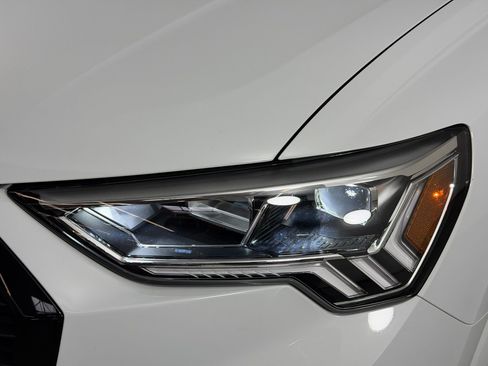 Used 2025 Audi Q3 2.0T Premium Plus w/ Premium Plus Package AWD/4WD image 12