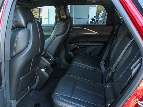 New 2025 Cadillac Lyriq Luxury image 17