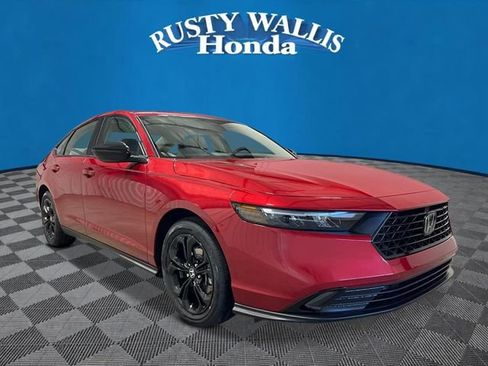 New 2025 Honda Accord SE image 1