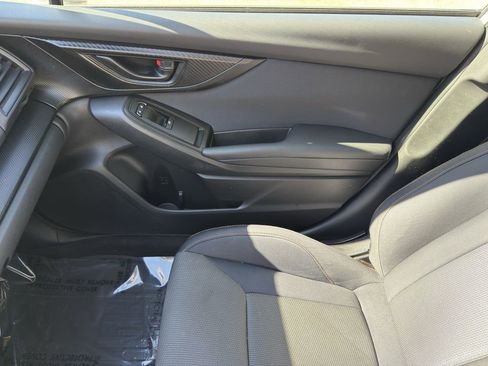 Used 2021 Subaru Crosstrek 2.0i Premium w/ Moonroof Package image 30