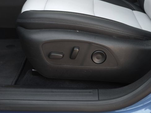 Used 2024 Chevrolet Equinox EV LT w/ Active Safety Package 3 image 11