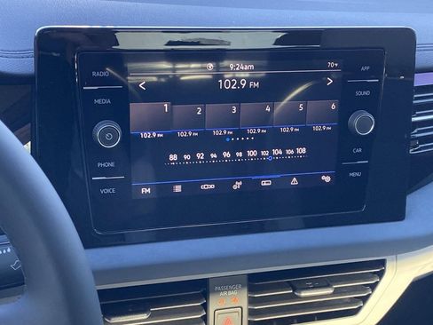 New 2026 Volkswagen Jetta SE FWD image 22