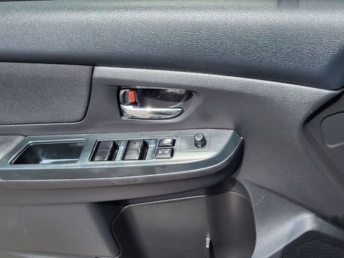 Used 2013 Subaru Crosstrek 2.0i Premium image 26