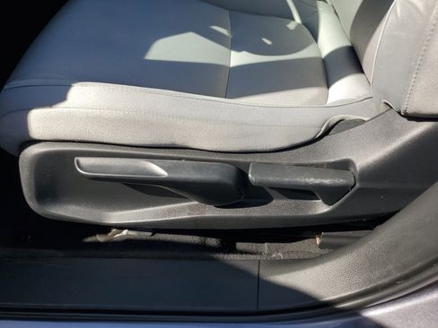 Used 2019 Honda Accord LX image 11