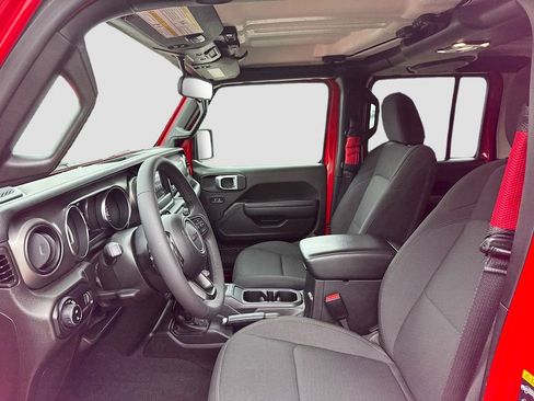 Used 2023 Jeep Gladiator Sport AWD/4WD image 10