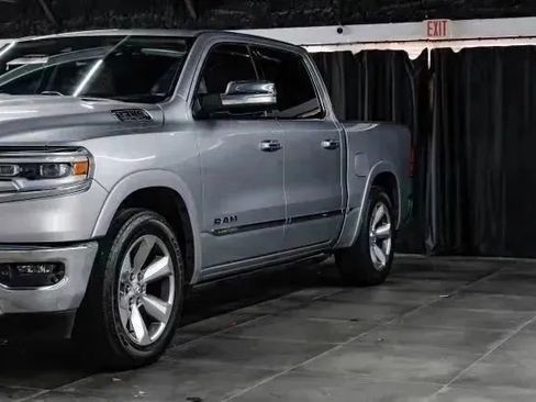 Used 2019 RAM 1500 Limited w/ Advanced Safety Group AWD/4WD image 6