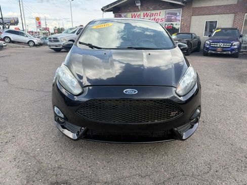 Used 2016 Ford Fiesta ST FWD image 3