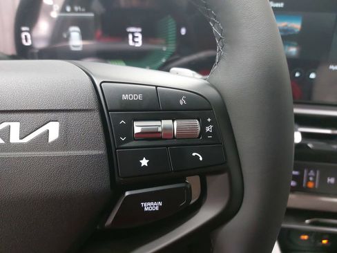 New 2026 Kia Sportage EX image 18