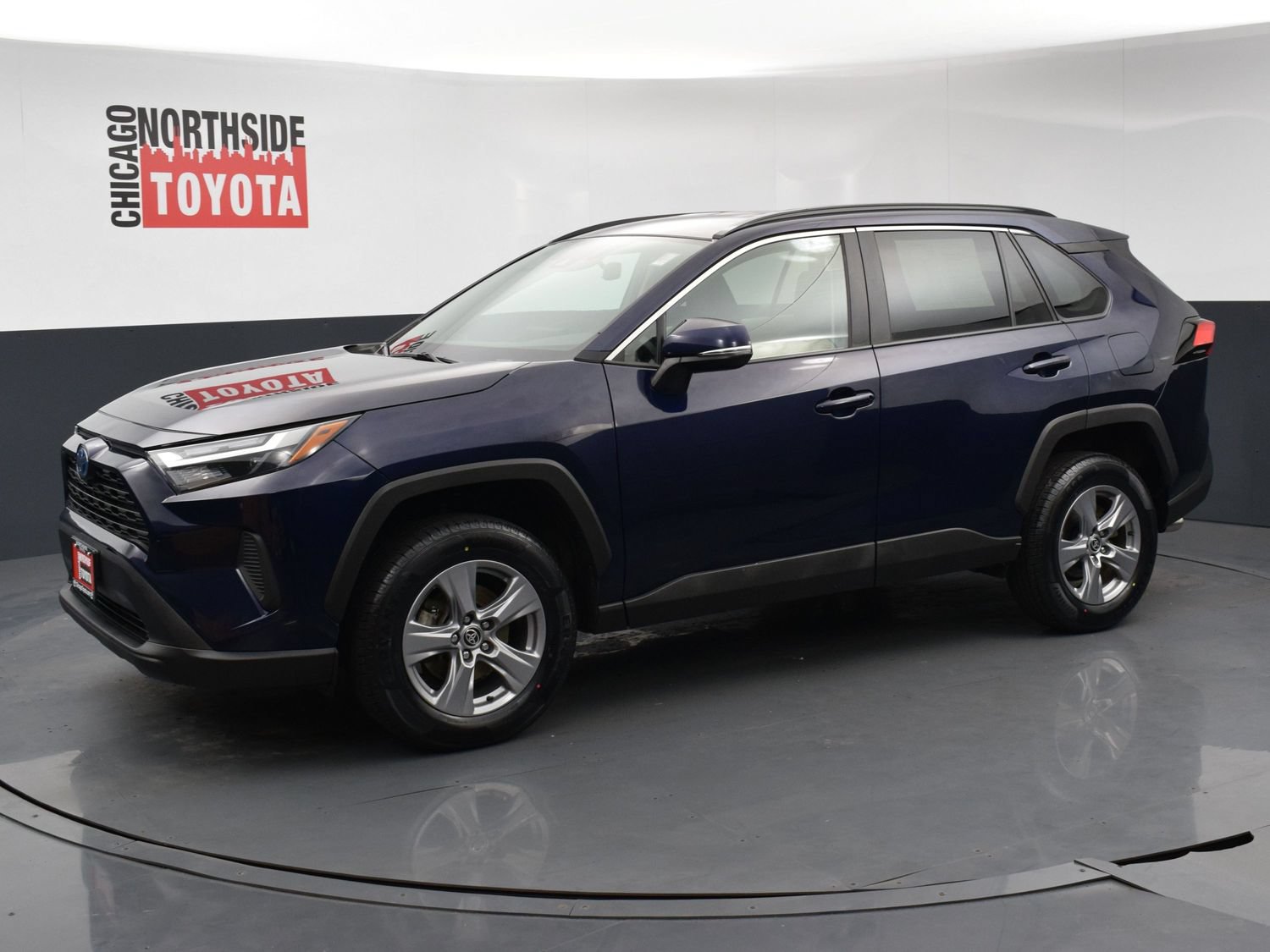 Used 2022 Toyota RAV4 XLE AWD/4WD image 8