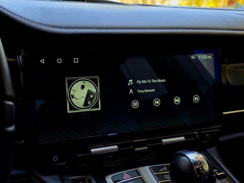 Used 2014 Porsche Panamera image 15