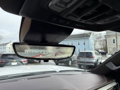 Used 2024 GMC Sierra 2500 Denali w/ Denali Reserve Package image 14