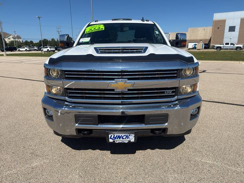 Used 2019 Chevrolet Silverado 3500 LTZ w/ Duramax Plus Package AWD/4WD image 7