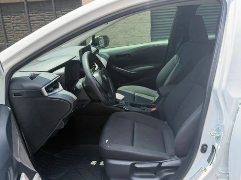 Used 2024 Toyota Corolla LE FWD image 22