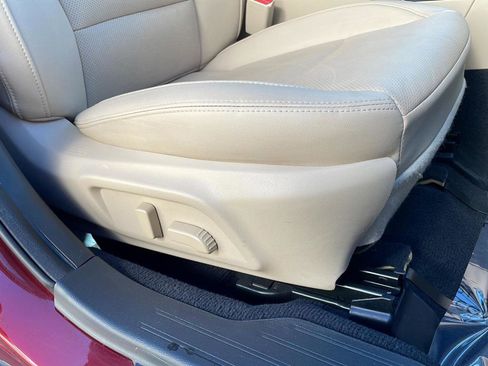 Used 2017 Subaru Outback 2.5i Limited image 15