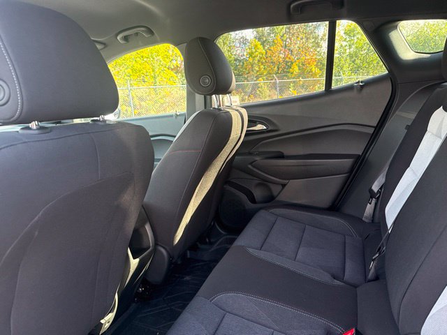 Used 2024 Chevrolet Trax RS w/ Driver Confidence Package FWD image 11