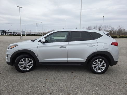 Used 2019 Hyundai Tucson SE image 11
