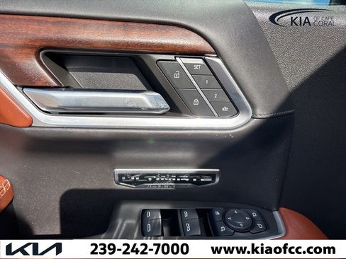 Used 2024 GMC Sierra 1500 Denali Ultimate image 16