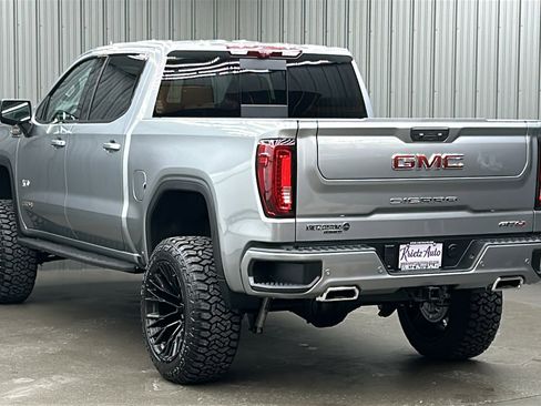 Used 2025 GMC Sierra 1500 AT4 w/ AT4 Premium Package image 3