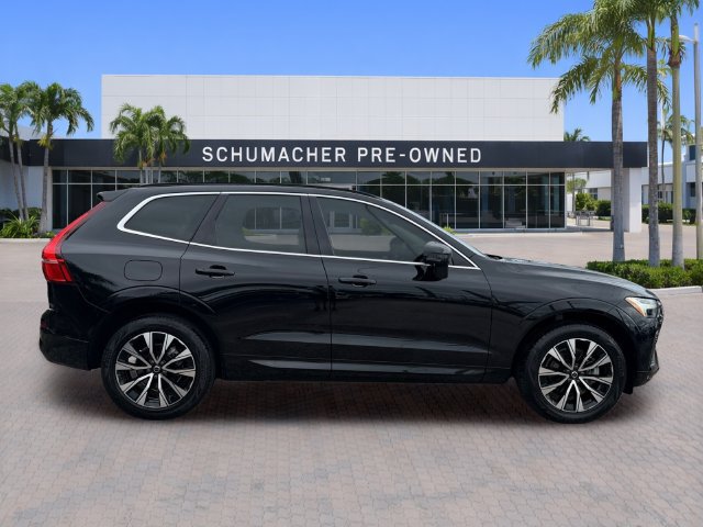 Used 2023 Volvo XC60 B5 Core w/ Climate Package FWD image 8