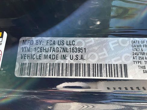 Used 2022 Jeep Gladiator Sport image 31