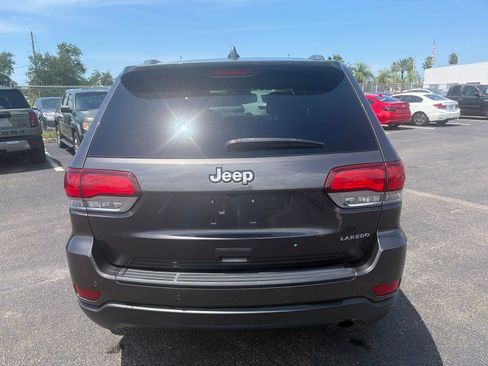 Used 2021 Jeep Grand Cherokee Laredo X RWD image 6
