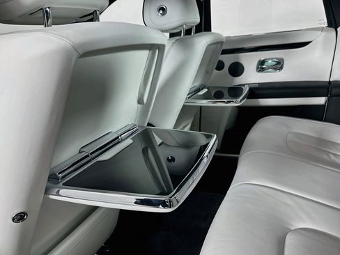 Certified 2022 Rolls-Royce Ghost AWD/4WD image 25