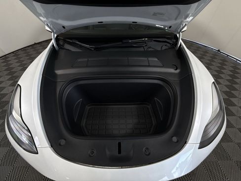 Used 2022 Tesla Model Y Performance image 28