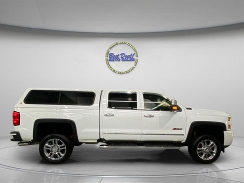 Used 2016 Chevrolet Silverado 2500 LT w/ Custom Sport Edition image 7