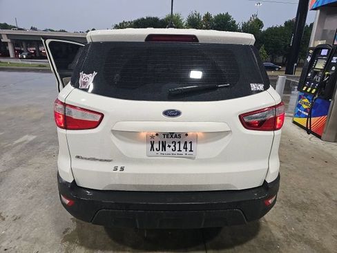 Used 2021 Ford EcoSport S FWD image 4