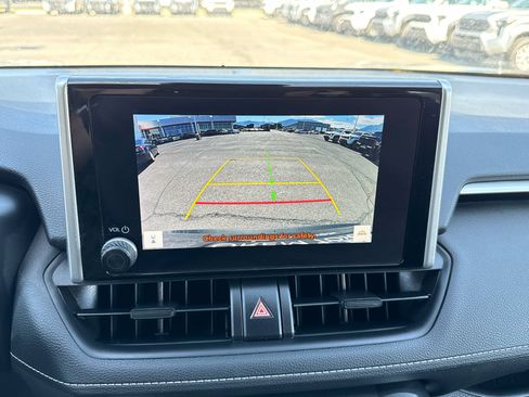 Used 2024 Toyota RAV4 LE AWD/4WD image 22