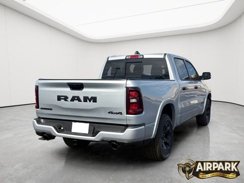 New 2026 RAM 1500 4x4 Crew Cab image 4